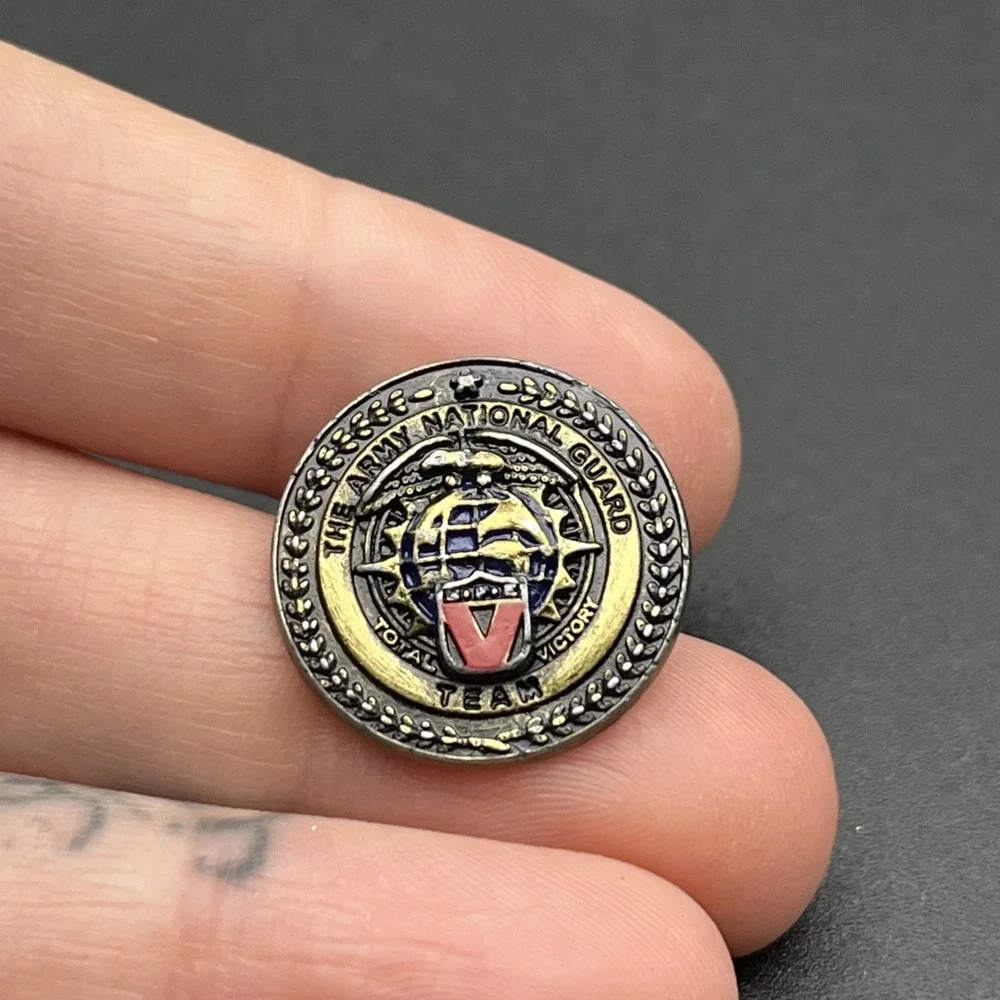 The Army National Guard Team Lapel Hat Pin‎